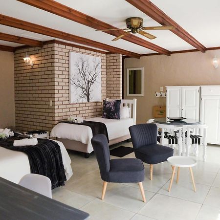 Greenfields Guesthouse & Restaurant Alberton Bagian luar foto