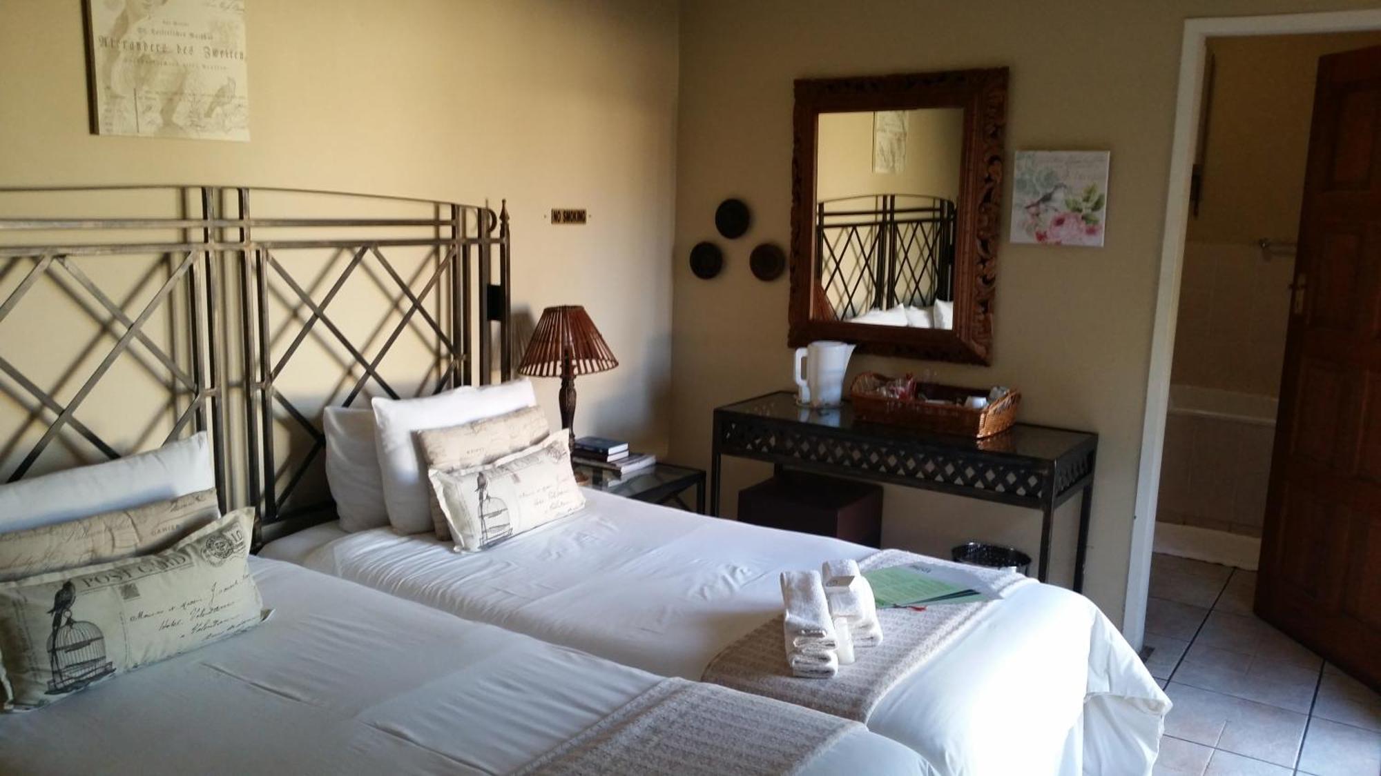 Greenfields Guesthouse & Restaurant Alberton Ruang foto