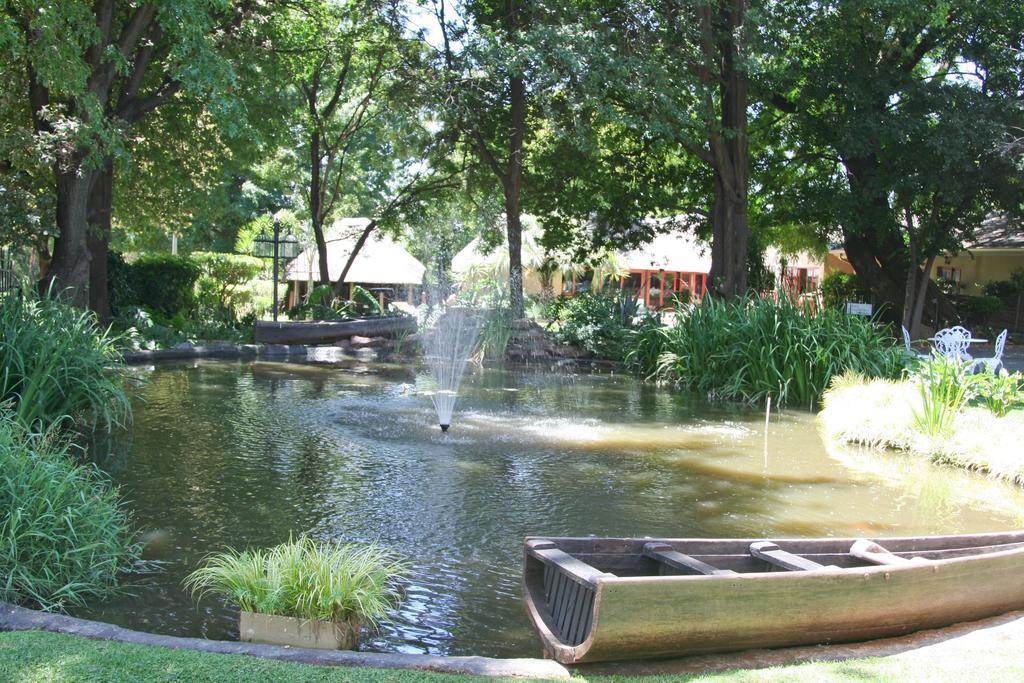 Greenfields Guesthouse & Restaurant Alberton Bagian luar foto