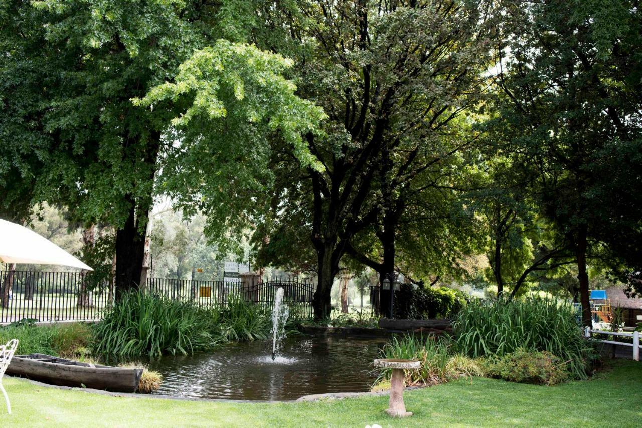 Greenfields Guesthouse & Restaurant Alberton Bagian luar foto